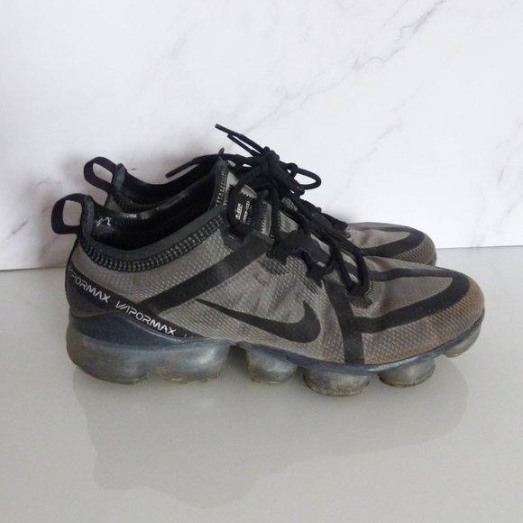 NIKE WMNS AIR VAPORMAX 2019 BLACK/BLACK-BLACK AR6632-002 - Picture 5 of 10